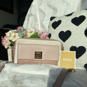 Pre love sling bag MK